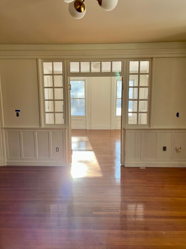 Photo - 56 Phillips Pl Unit 1