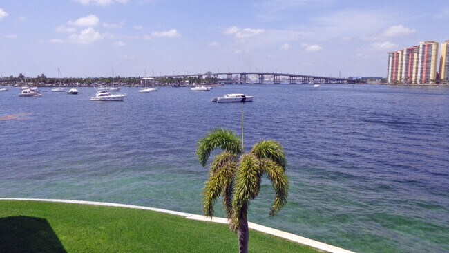 Building Photo - 1025 Sugar Sands Blvd Unit 360 Rental