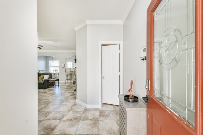 Photo - 1822 Don Alejandro