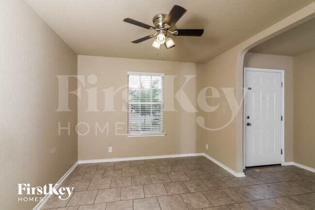 Photo - 8952 Hickman Pk