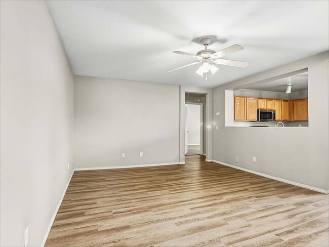 Photo - 6045 W Southgate Ave