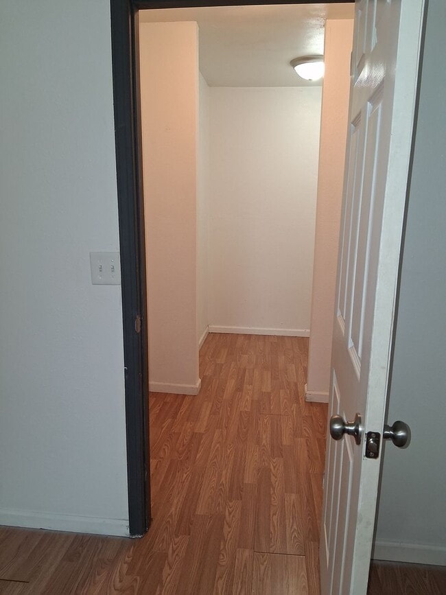 Photo - 215-217 E Adobe St
