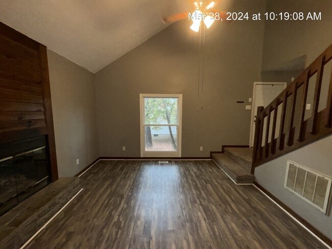 Photo - 6468 Kelmscot Ct