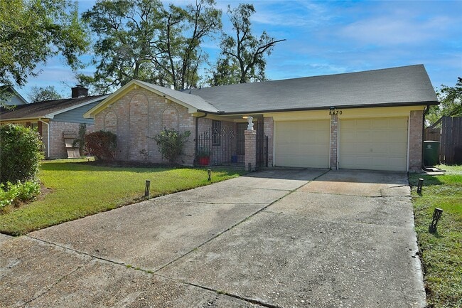 Building Photo - 8430 Gallahad St Rental