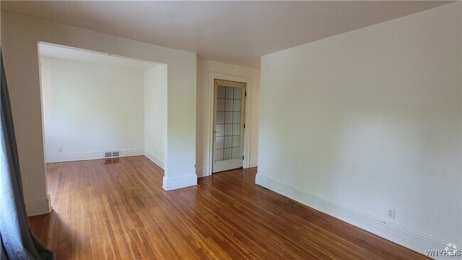 Building Photo - 558 Breckenridge St Rental