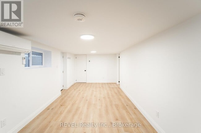 Photo - 718 Ontario Rd Unité 2