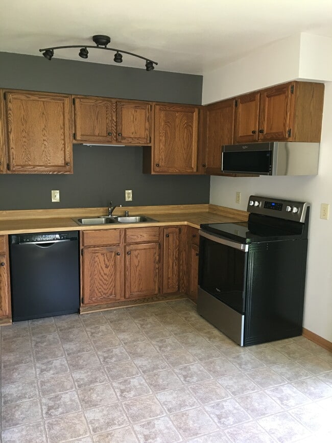 Photo - 402 Manchester Ln Unit 402