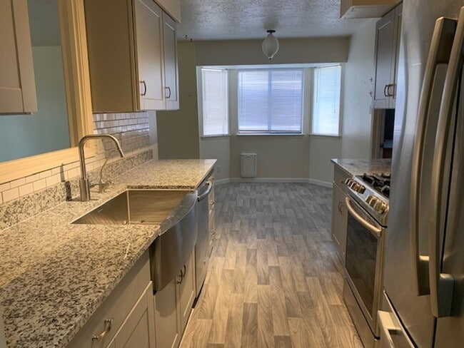 Photo - 8513 Capulin Rd NE