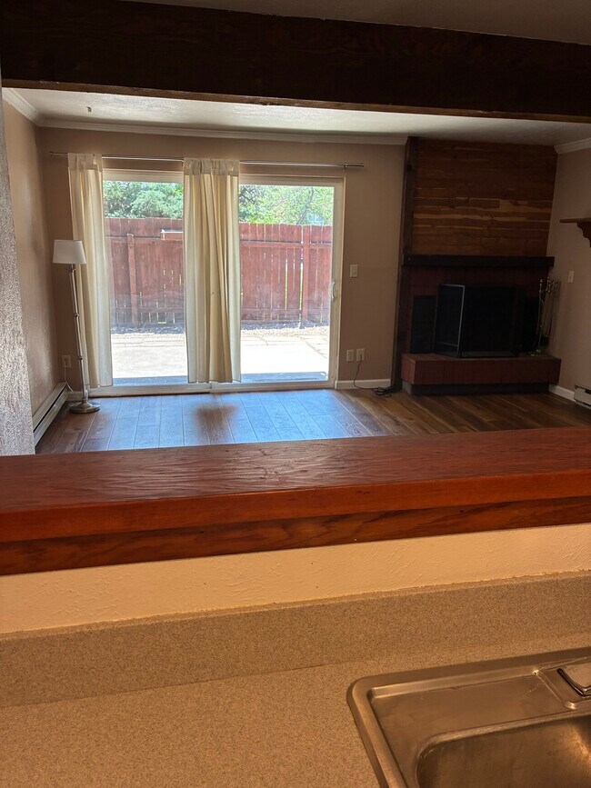 Photo - 2606 Juniper Ave Unidad Willow Springs
