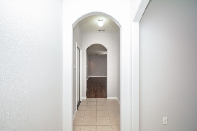 Photo - 30915 W Lost Creek Blvd