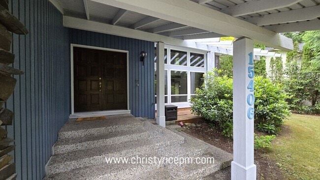 Photo - 15406 SE 46th Way