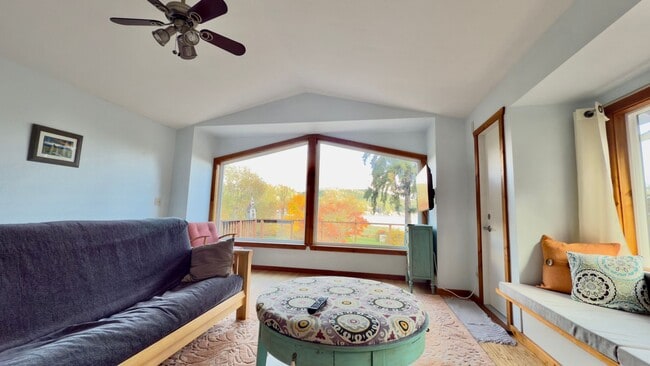 Photo - Lakefront Loft at Summit Lake with Air Con...