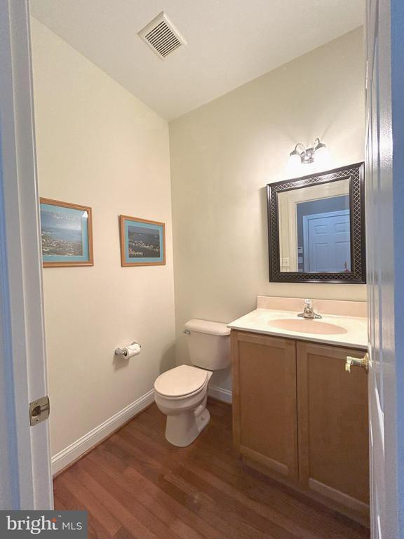 Photo - 122 Providence Ln