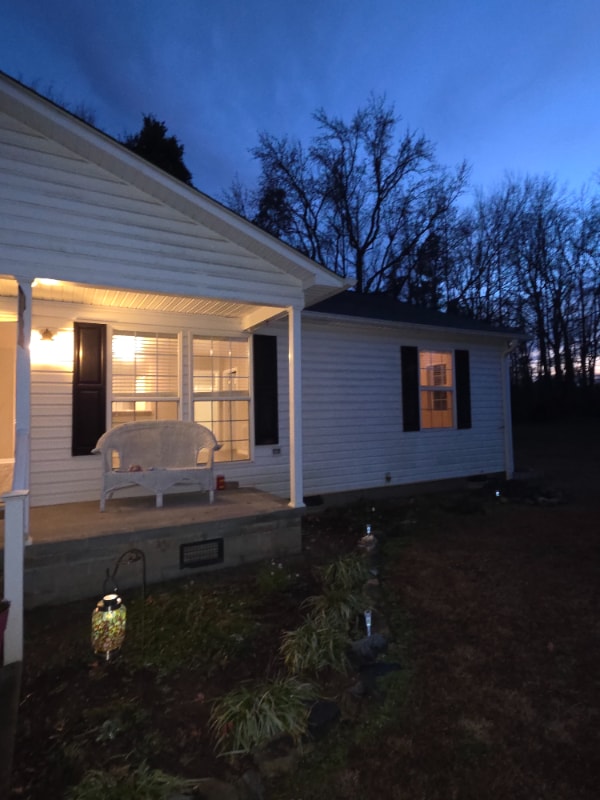 Photo - 124 Holshouser Rd Unidad Right side duplex 124