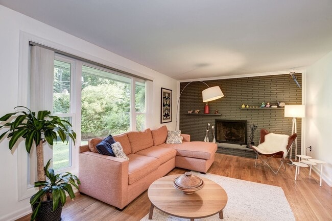 Photo - 9407 Crosby Rd