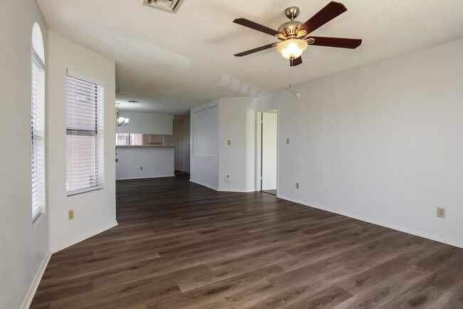 Photo - 7040 W Olive Ave
