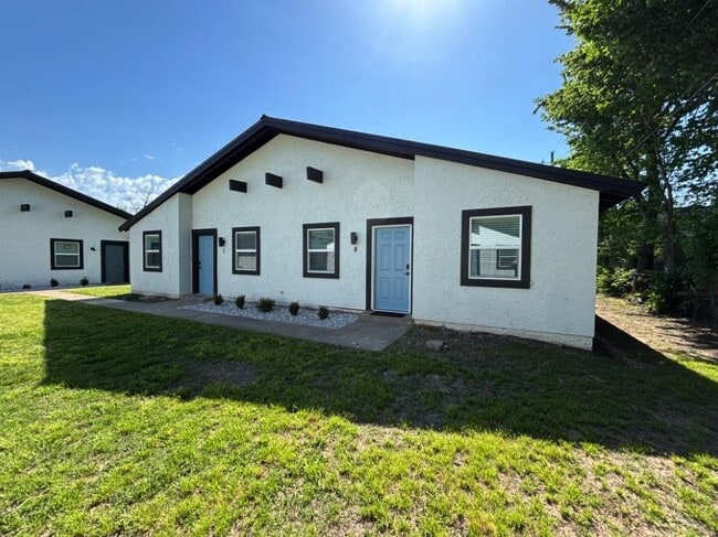 Photo - 612 Allen Ave Unidad D