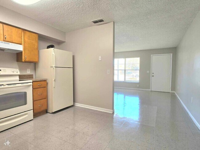 Photo - East Garden Street Unidad 603