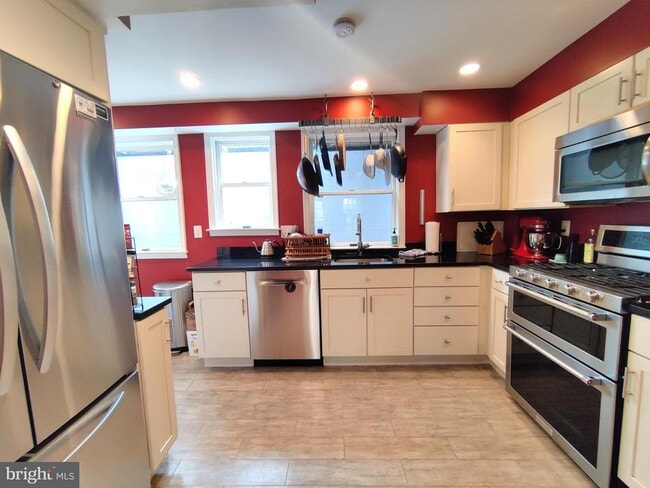 Photo - 809 Second St