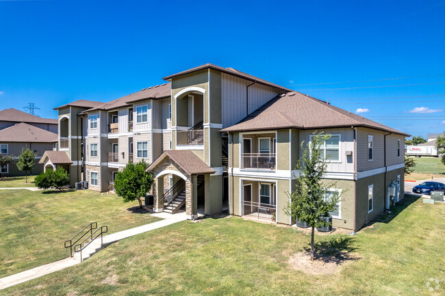 Paso Fino Apartment Homes For Rent in San Antonio, TX | ForRent.com