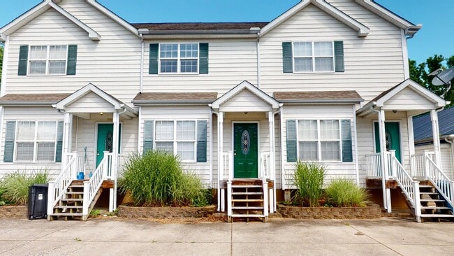 Building Photo - 7100 Country Club Dr