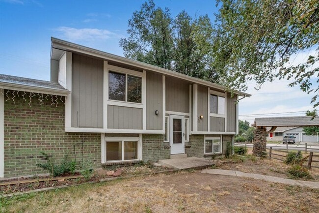 Building Photo - 1320 Youngfield St Rental