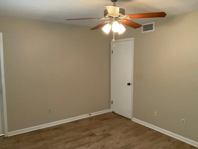 Photo - 306 Spring Creek Ave Casa