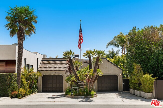 Photo - 31604 Broad Beach Rd