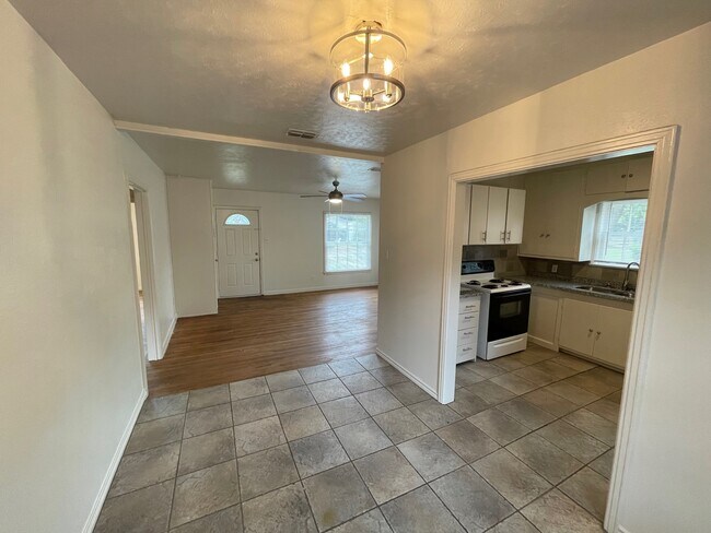 Photo - 2616 29th St