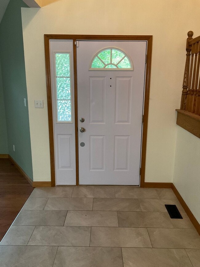 Photo - 129 Huntleigh Dr