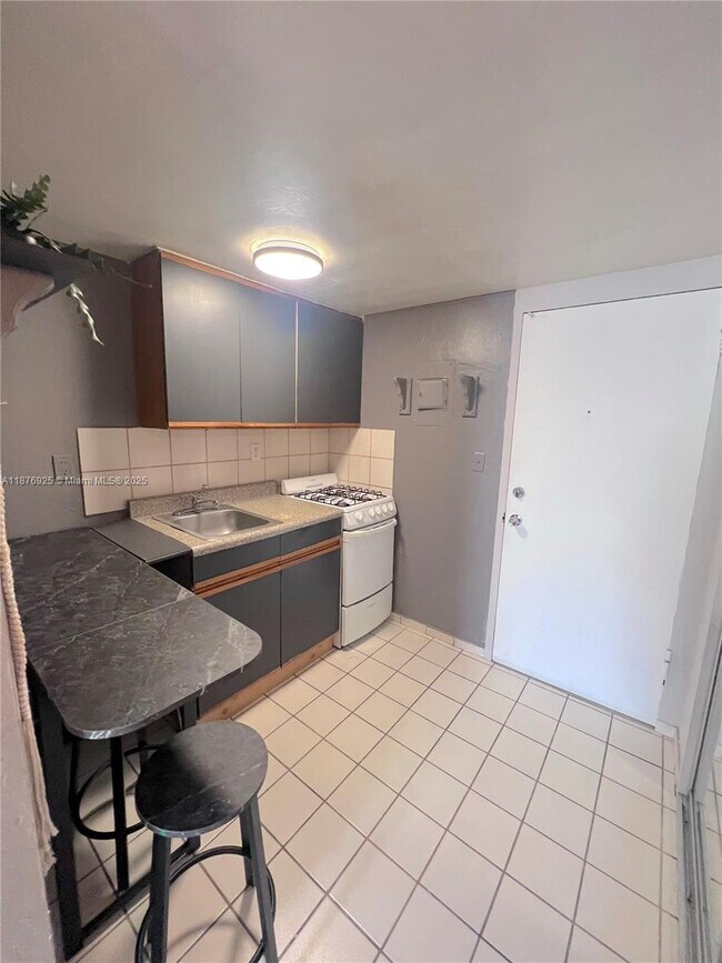 Photo - 6484 Indian Creek Dr Unidad 133