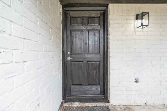 Photo - 11107 Cedarview Ln