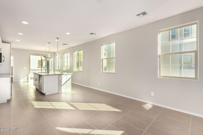 Photo - 1677 E Chelsea Ln