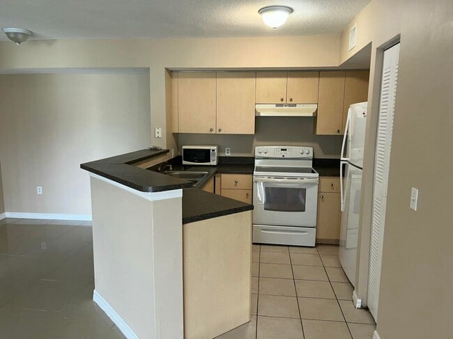 Building Photo - 4101 San Marino Blvd Rental
