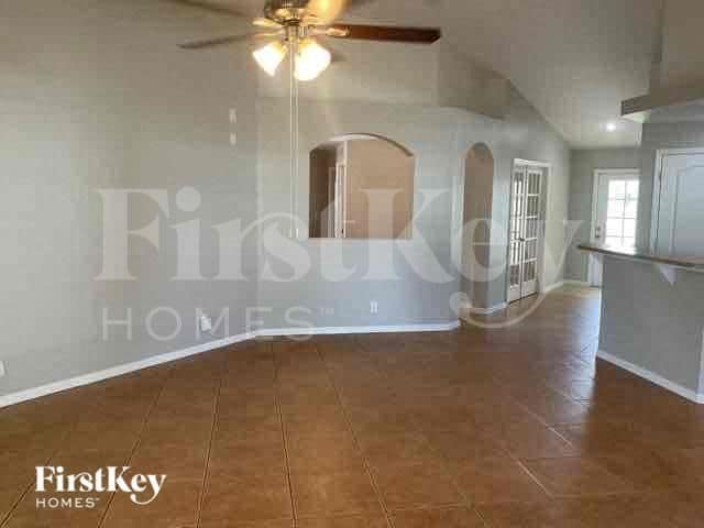 Photo - 2731 SW 2nd Ln
