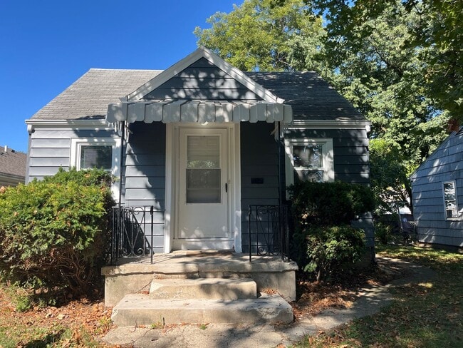 Building Photo - 3306 Winter St Rental