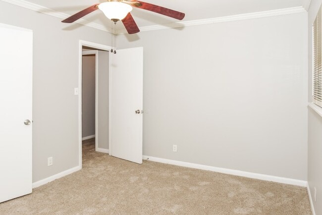 Photo - 3107 Forsythe Dr NW