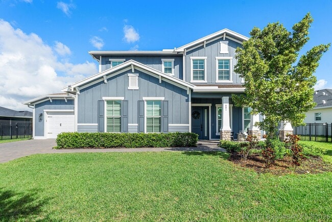 981 Castaway Ct
