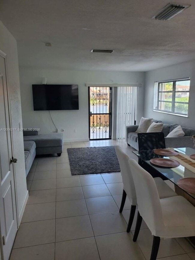 Photo - 13420 SW 62nd St