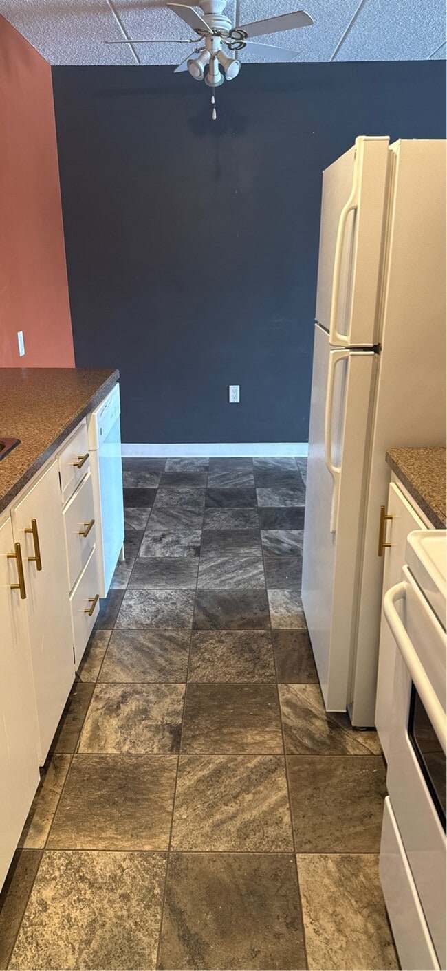 Photo - 2830 Gordon Rd