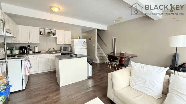 Photo - 376 Central Ave Unité 376 - Upper