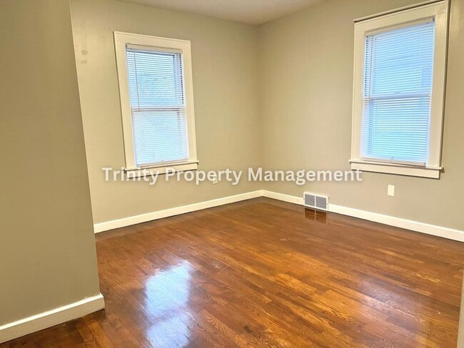 Photo - 1297 1/2 N 16th St