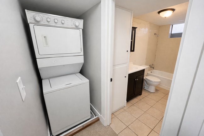 Photo - Weber Triplex Unit Weber - 1459