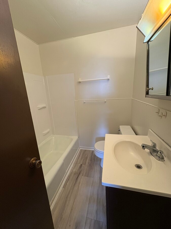 Photo - 30 N Gallatin Ave Unit 1G