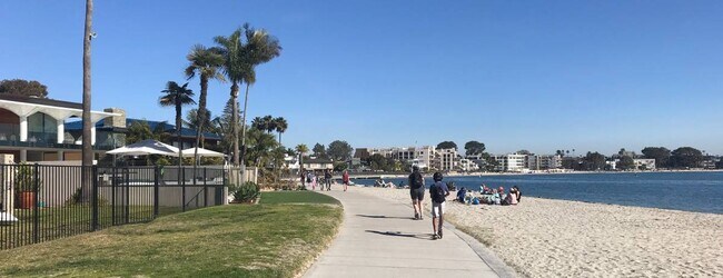 Del Rey Apartments