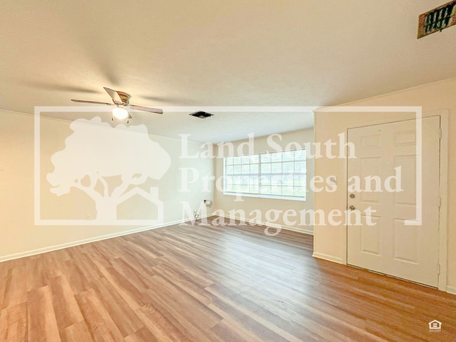 Photo - 729 W Daughtery Rd