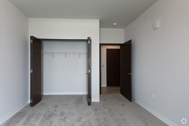 2BR, 2BA