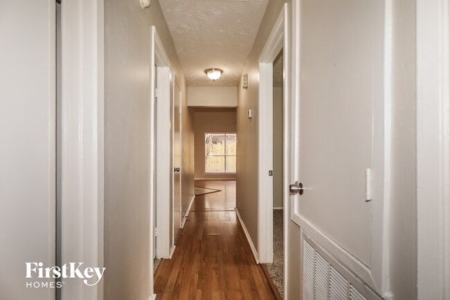 Photo - 4631 Whispering Rock Ln