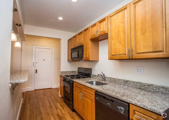 Building Photo - 131 Highland Ave Unit #1 Rental