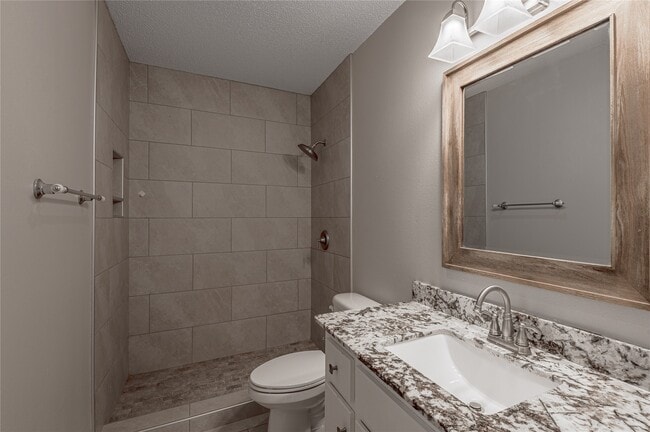 Building Photo - 3011 Sand Dr